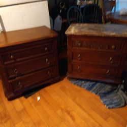 Matching Set Of Solid 3 drawer  Wood Bed Dressers/ Side Tables Both Are In Good Condition And Very Heavy. 