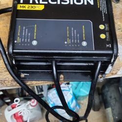 minn kota onboard charger 