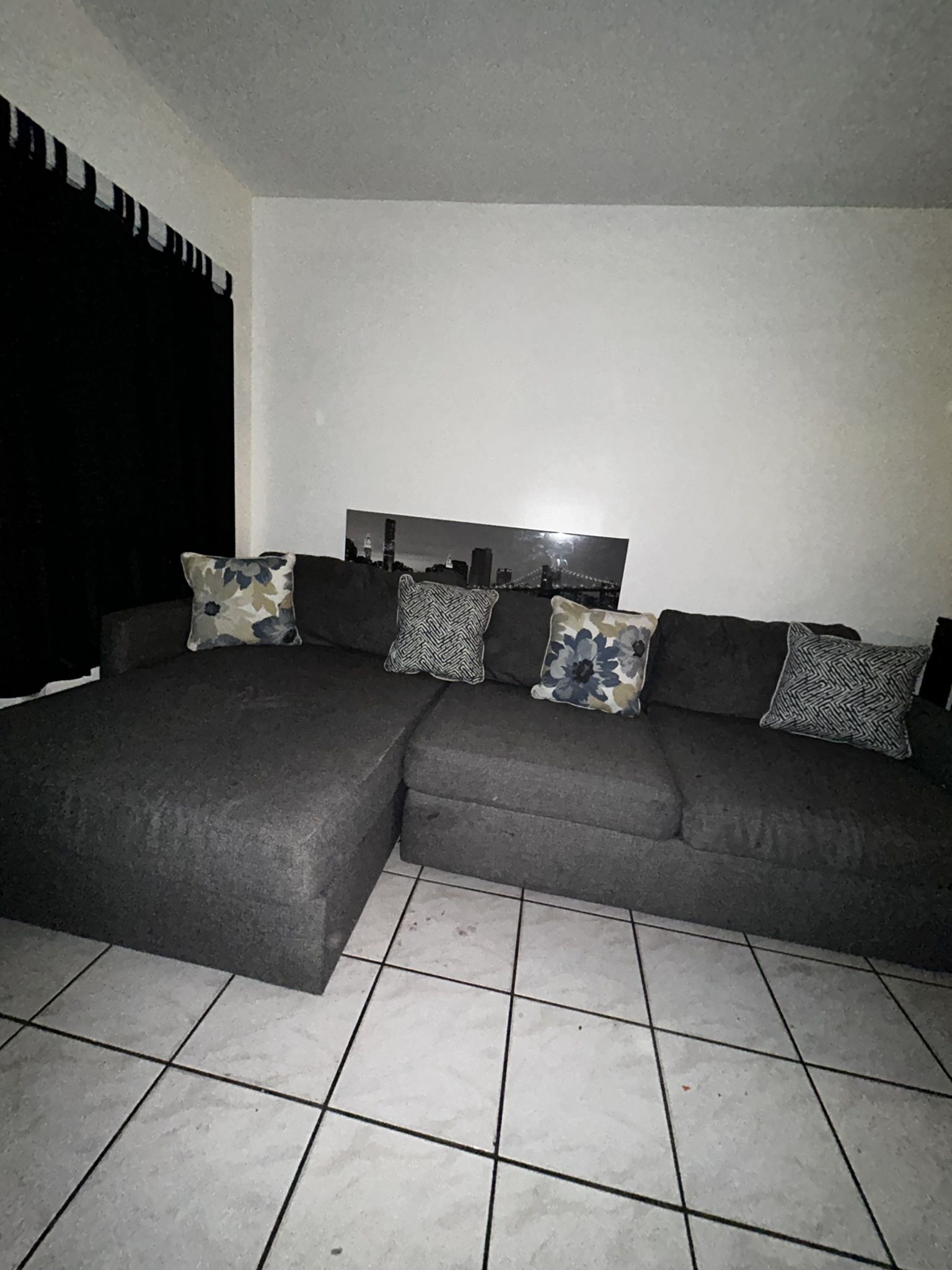 Free Couch 