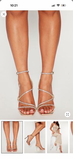 FASHION NOVA TRINITY HEELS 8