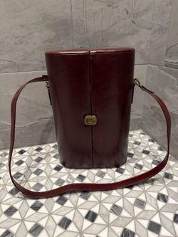 Wine Case made of  Premium Leatherette with Strap & Barware included.