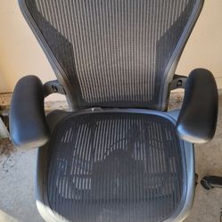 Herman Miller Aeron Office Desk Chair