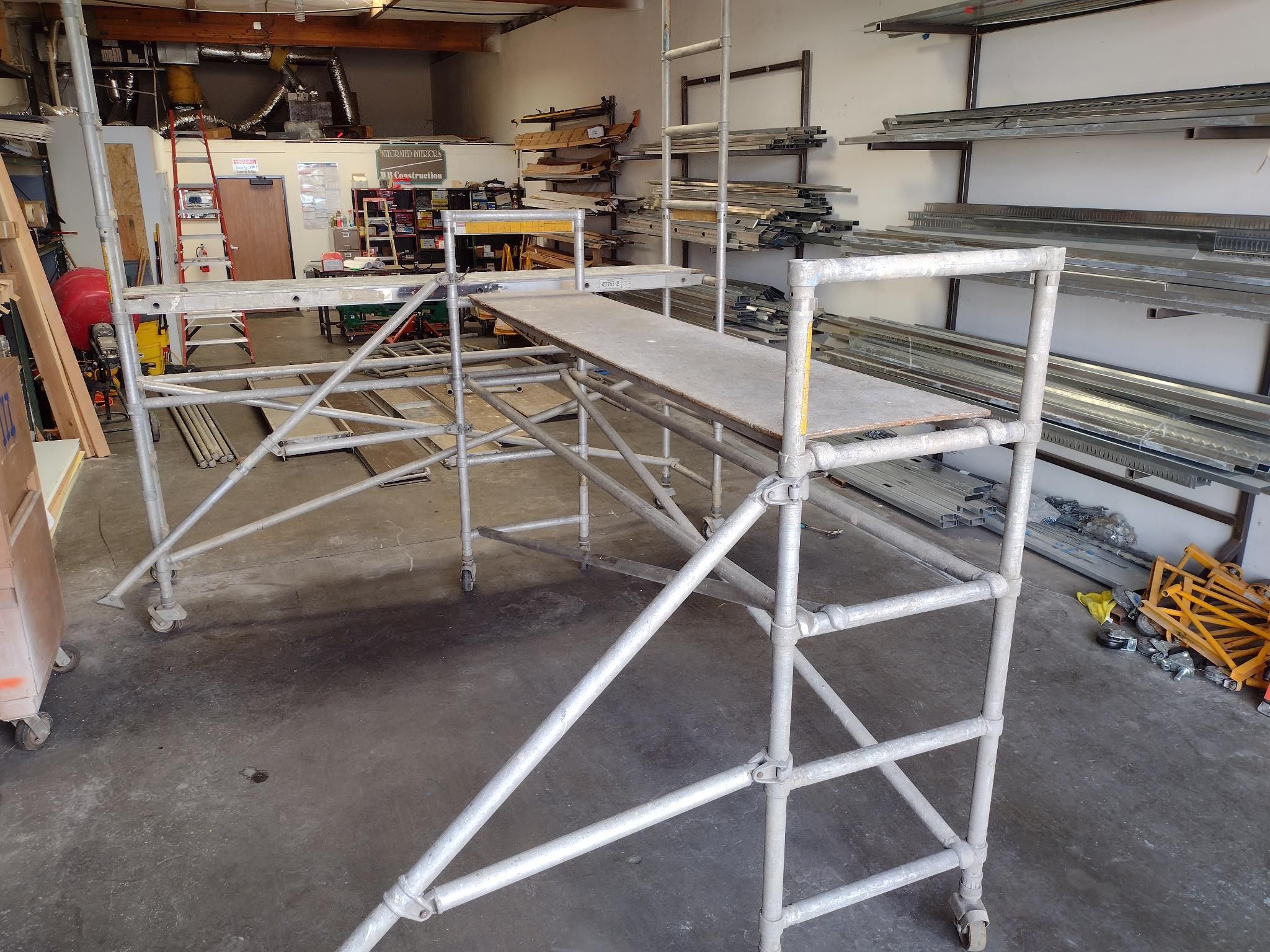 Rolling Aluminum Scaffolding
