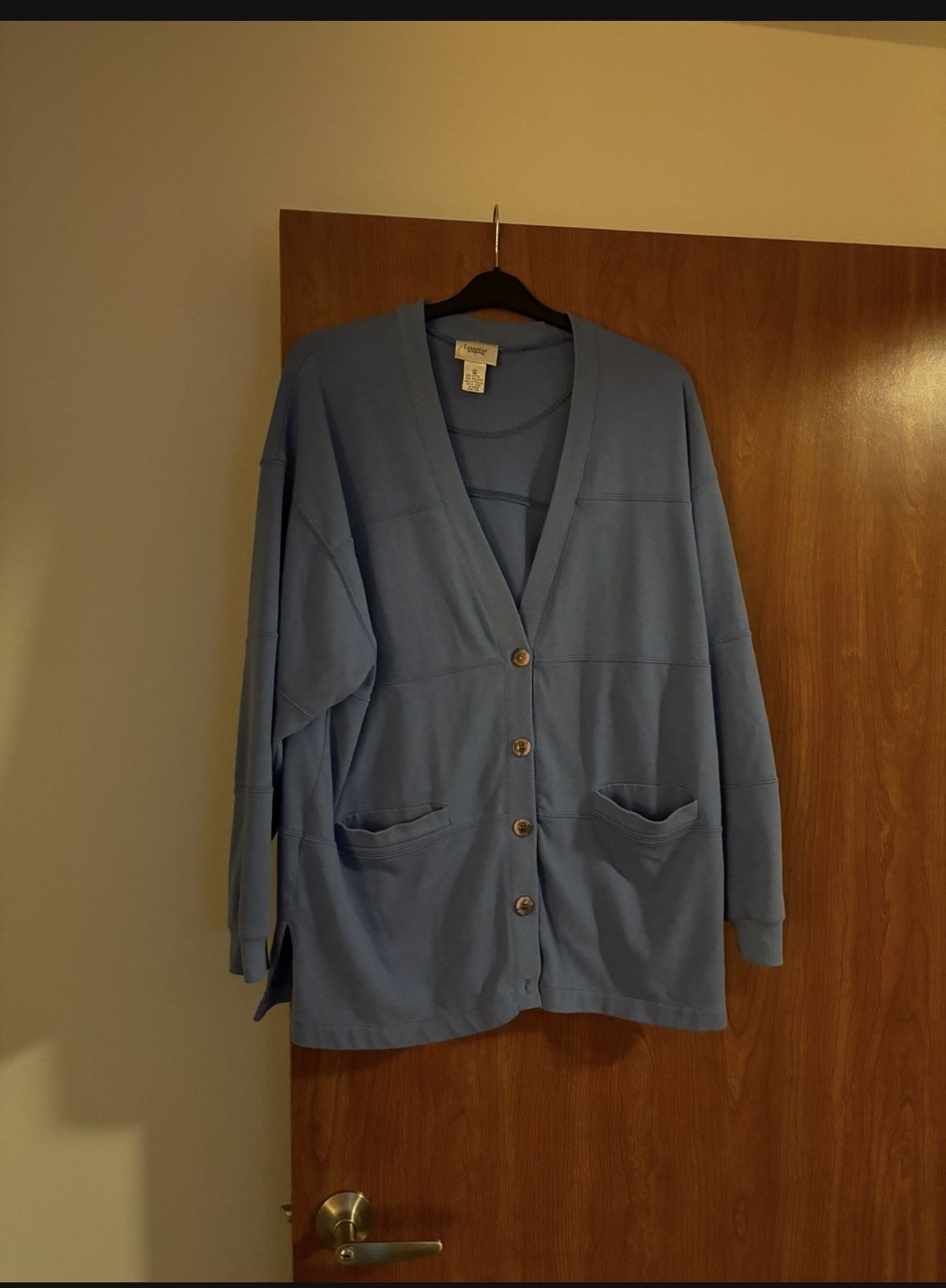 Essentials Elements; Long Sleeve V-neck Button Up Cardigan Sweater XL