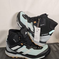 Adida's Skychaser Mid Gore-Tex- Men's 10.5-NEW