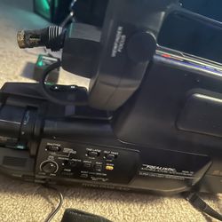 Vintage Realistic VHS-C Camcorder – Immaculate Collector Condition – Complete Kit