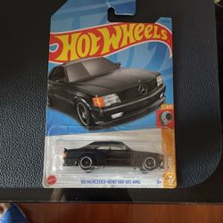 HowWheels Mercedes-Benz 560 SEC AMG