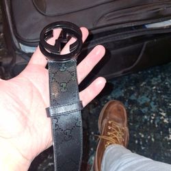 Authentic GUCCI Belt . Black Holographic 