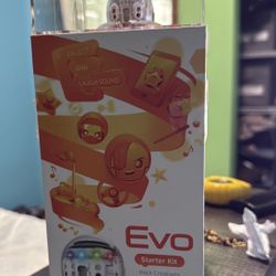 OZOBOT Evo Starter Kit Model 040101 Moving Robot Bluetooth