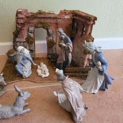 Lladro Nativity Set