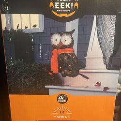 Hyde & EEK! Boutique 26" Light Up Owl Halloween Sculpture Indoor / Outdoor NIB