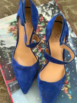 Vince Camuto suede heel