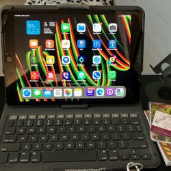 APPLE IPAD 13.9” Touch Screen  10th Gen ( Retail $479)