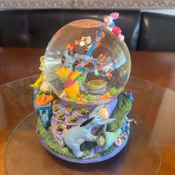 Vintage Winnie The Pooh Musical Snow Globe