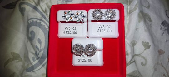 Brand new Earings