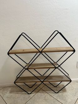 Decorative shelf