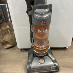 Hoover WindTunnel 2 Whole House Rewind Pet upright vacuum cleaner.    