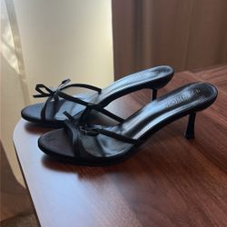 Kitten Heel