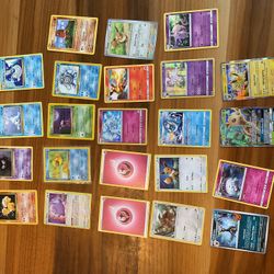Pokémon Cards-Playmat, Coins, Vintage Cards & Pikachu Backpack