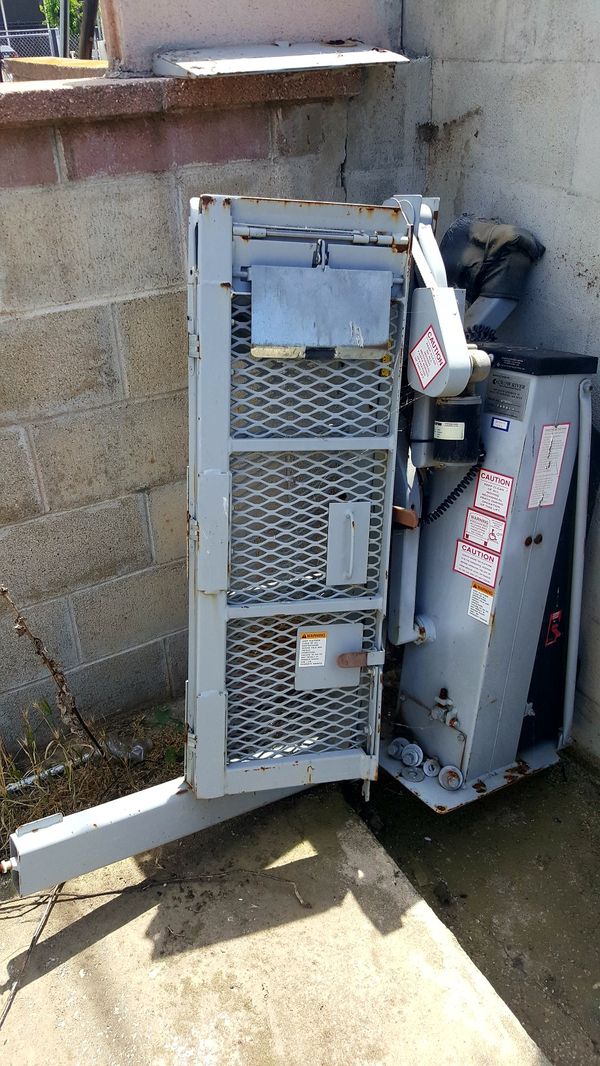 Crow River Wheelchair Lift for Sale in Fresno, CA OfferUp