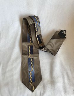 Men tie new never used