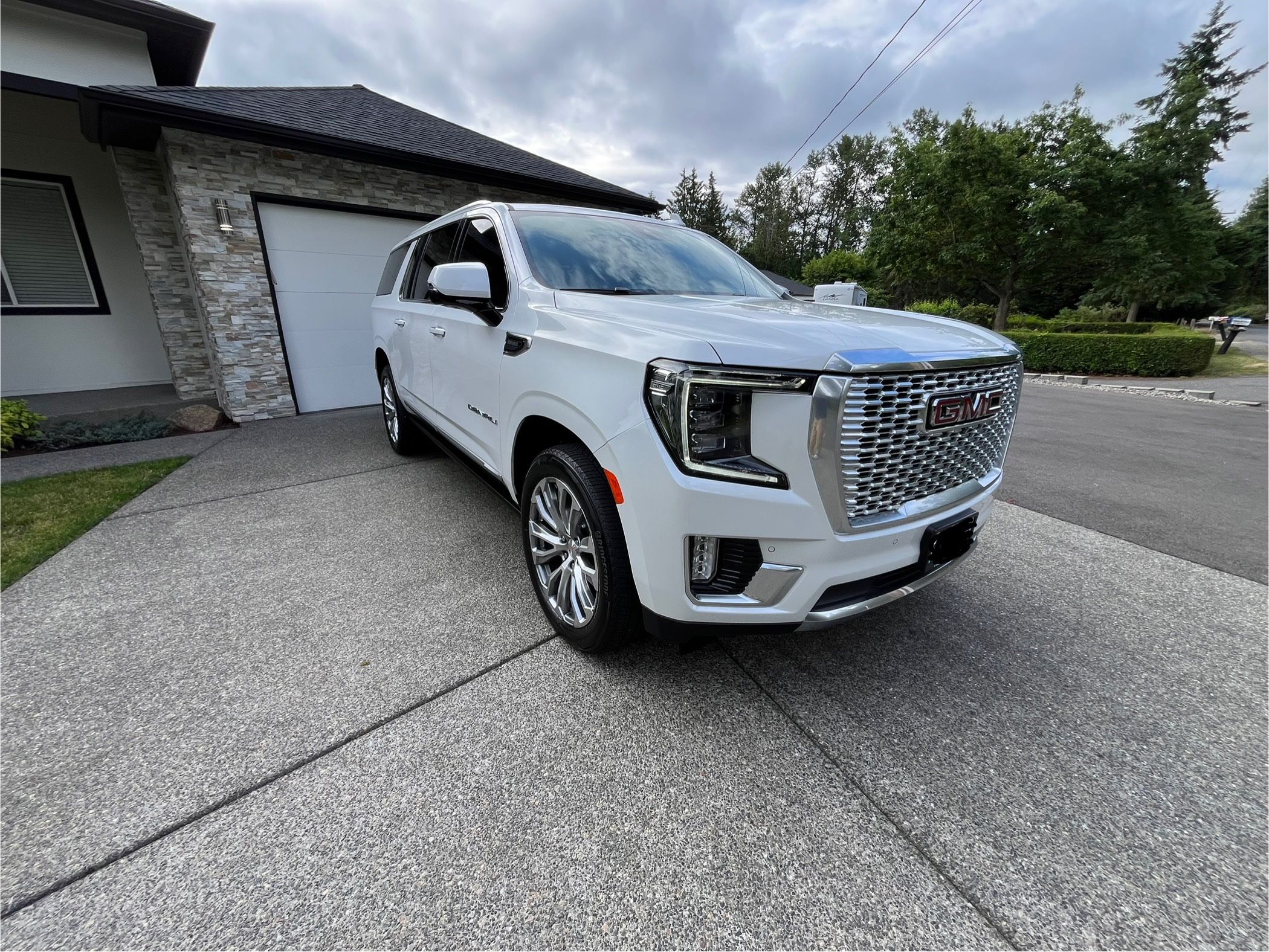 2023 GMC Yukon Denali XL 3.0 Diesel