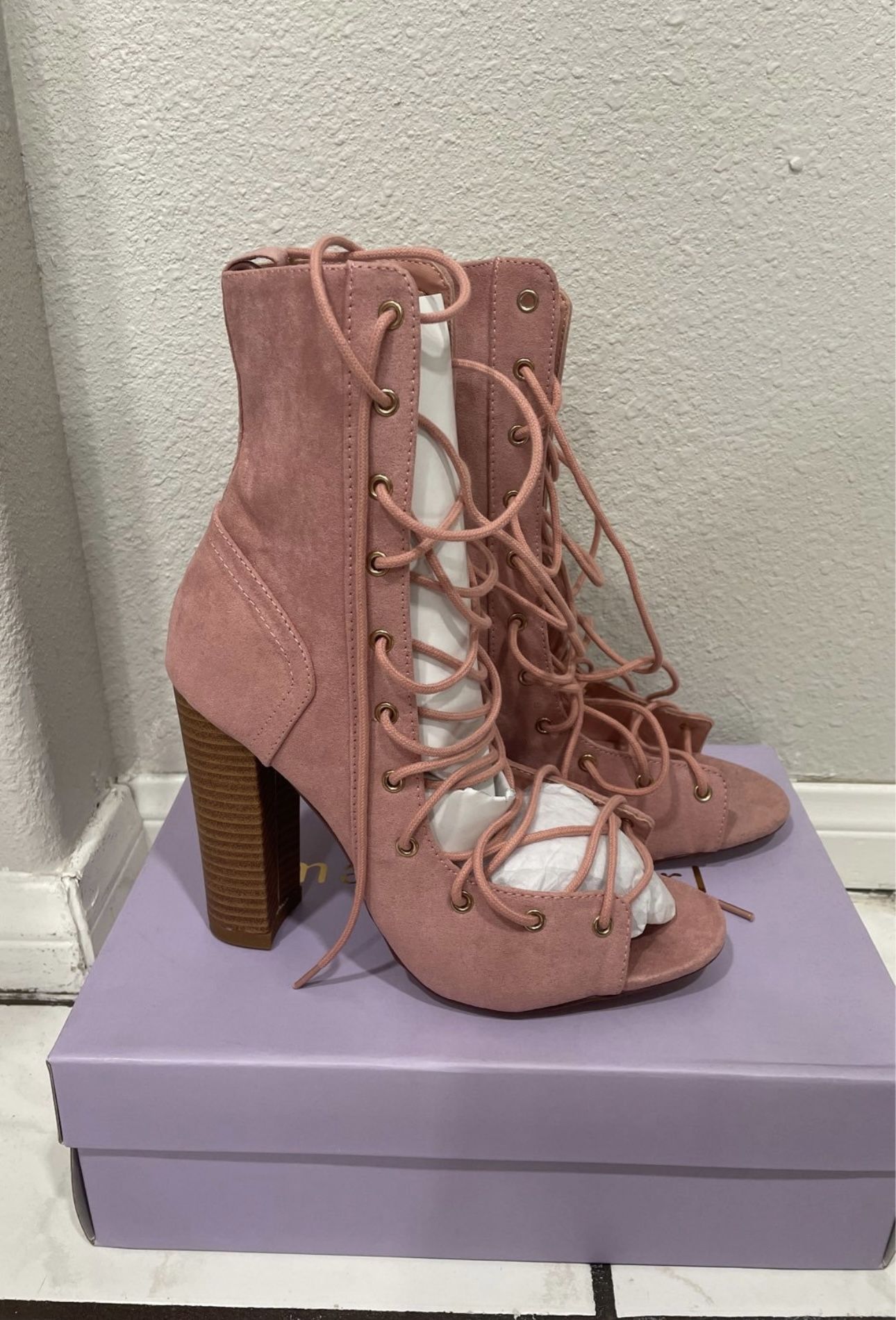 Women’s Heel Booties 