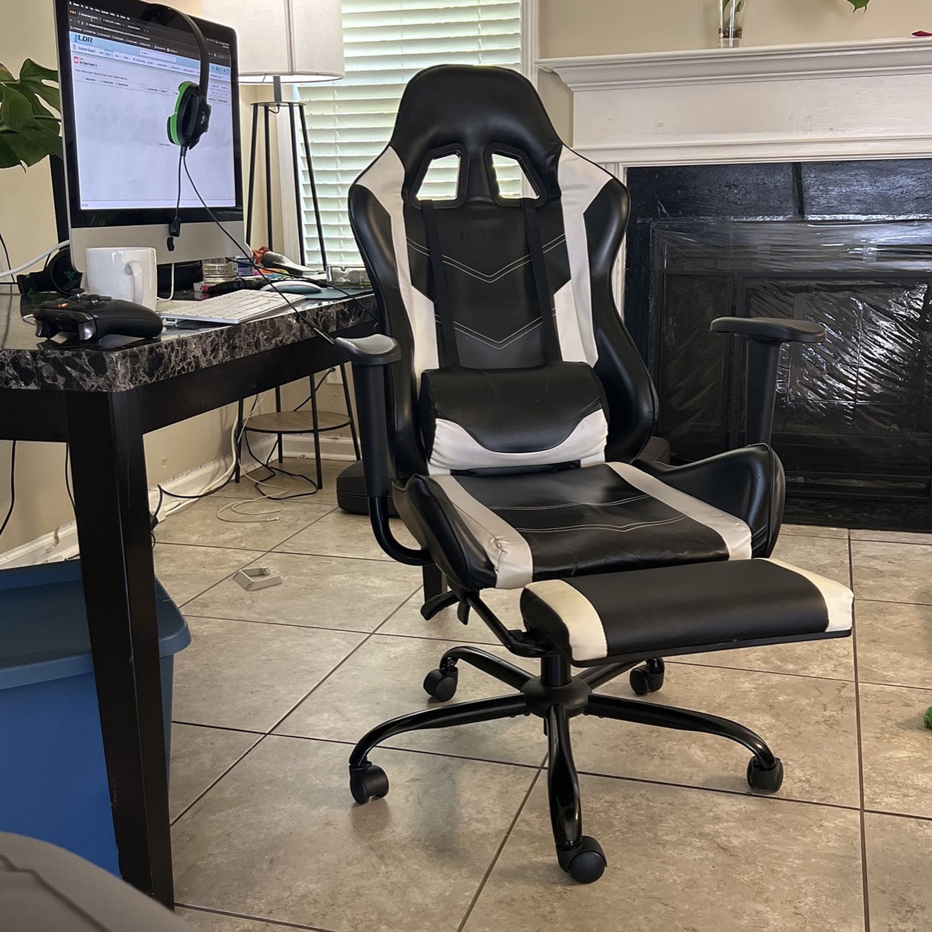 Game chair . Pick Up Today Only 