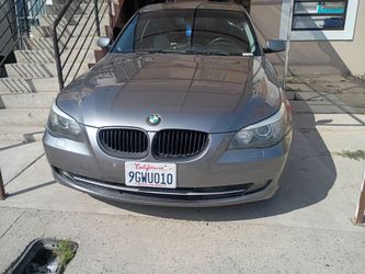 2010 BMW 528i