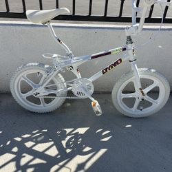 Dinky Dyno  16 Inch Kids Bike 