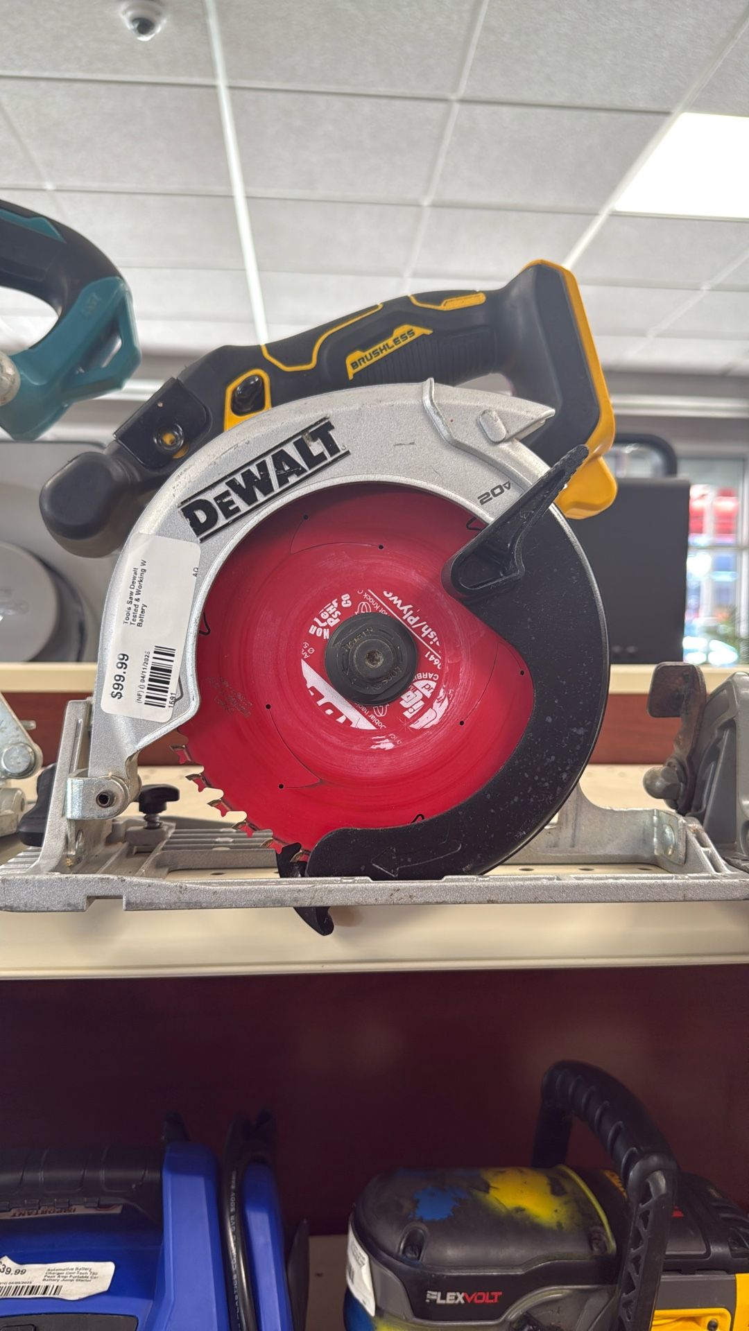DEWALT Saw #Dcs565