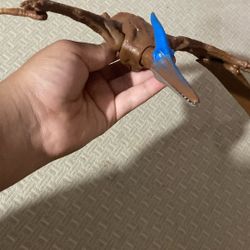 Toy pterodactyl