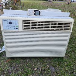 Window Unit Air Conditioner 8000 Btu