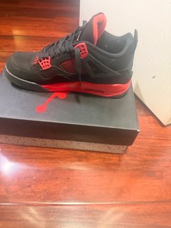 Jordan 4 red thunder, size 11. Price negotiable