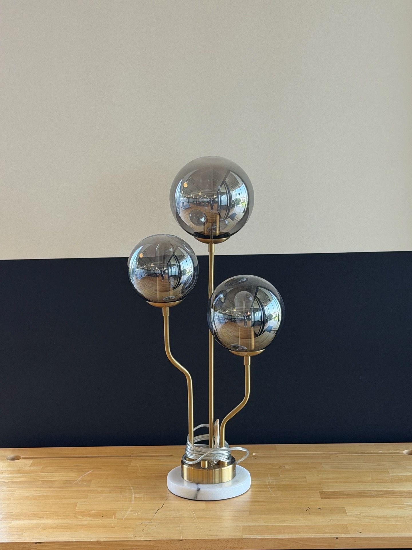 Modern Brass Smoked Glass Globe Table Lamp – Marble Basex