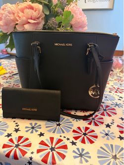 Michael Kors handbag and wallet