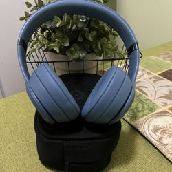 Beats True 4 Wireless Headphone