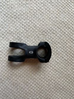 Crank Brothers Iodine - Bike Stem - Handlebar Diameter - 31.8 - Stem Length - 65 mm - Angle - 6 - Good condition - If the listing is up and you can se
