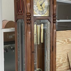 COLONIAL BY ZEELAND GRANDFATHER CLOCK