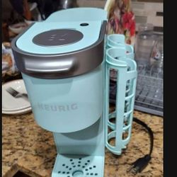 Keurig Single serve Coffee System Tiffany Blue Like New! Paid Extra For The Cup Holders On The Side! Included! 