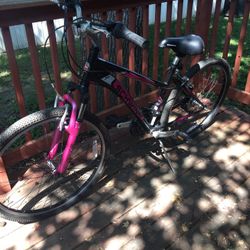 26 Inch Schwinn Mountain Bike 