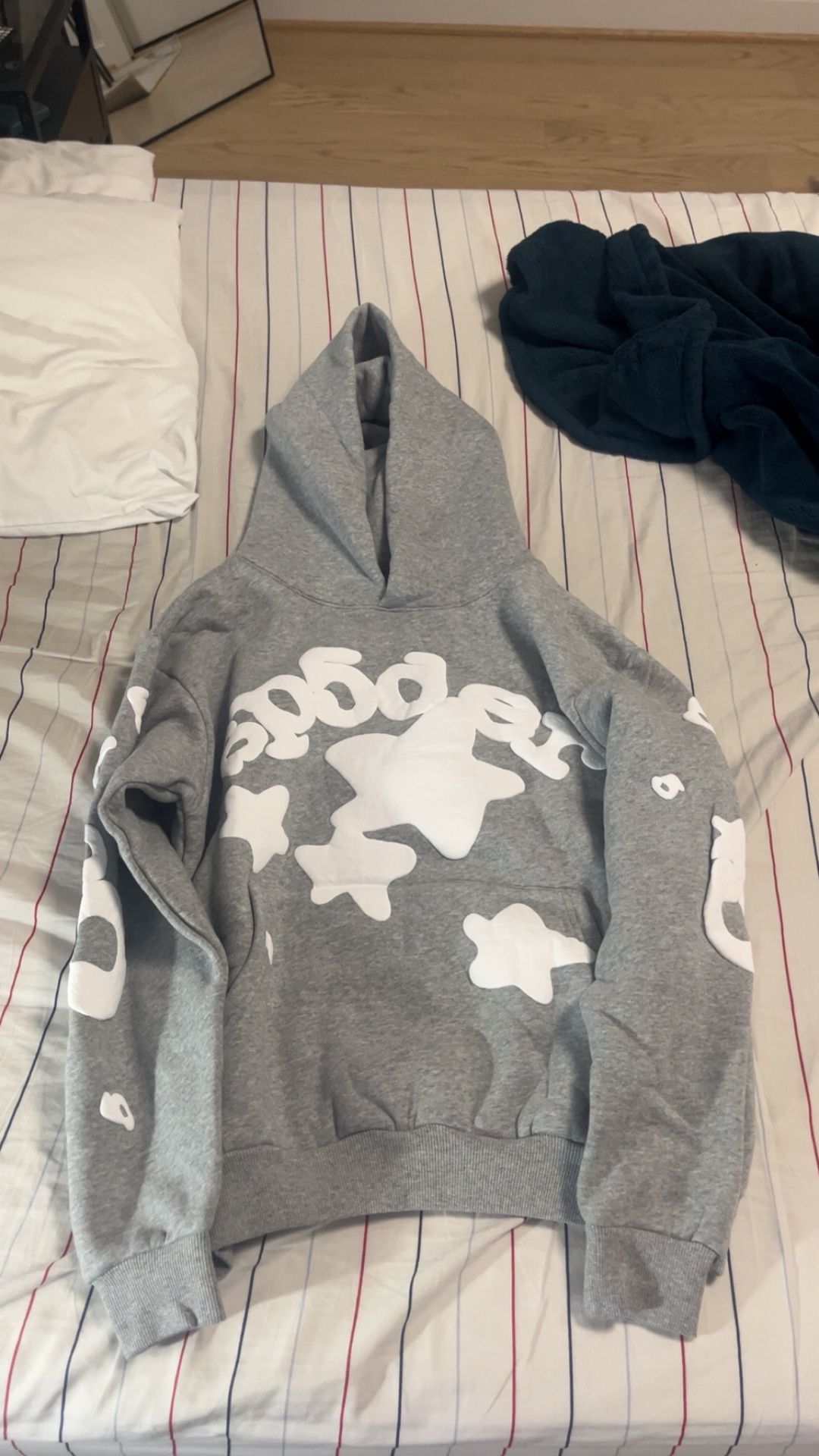 Grey Sp5der Hoodie