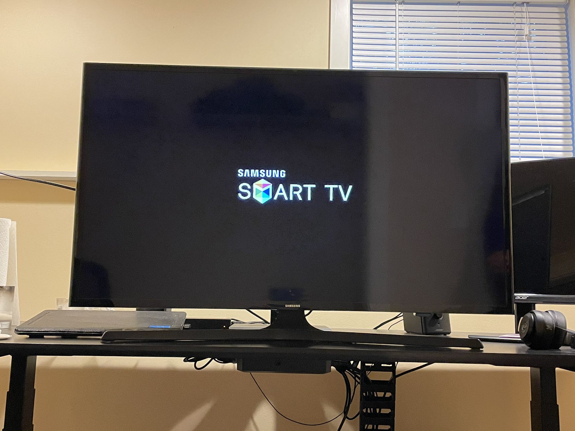 Samsung Smart TV 40 Inch