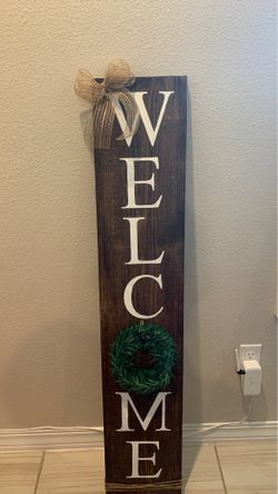 Beautiful Welcome and Home Signs (4 Ft)