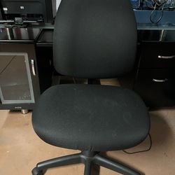 Free Desk With Glass Top And Chair