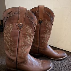 Robert Women Cowboy Boots