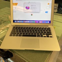 Macbook Air 13” 2015 With Charger $250