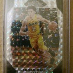 Really Nice Lot Of 3 Lonzo & Lamelo Ball Rookie Cards In MINT CONDITION 