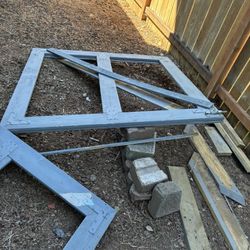 Free Gate