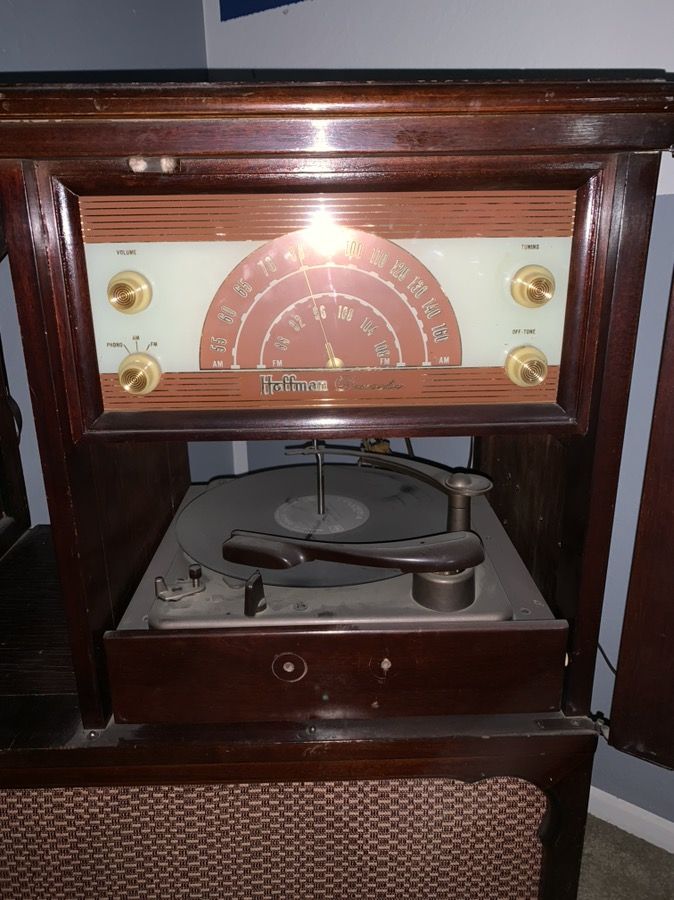 Antique Hoffman Decorator Am/Fm Radio Cabinet